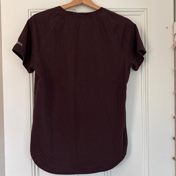 Carhartt T-Shirts in Maroon and Peach - Picture 3 of 7
